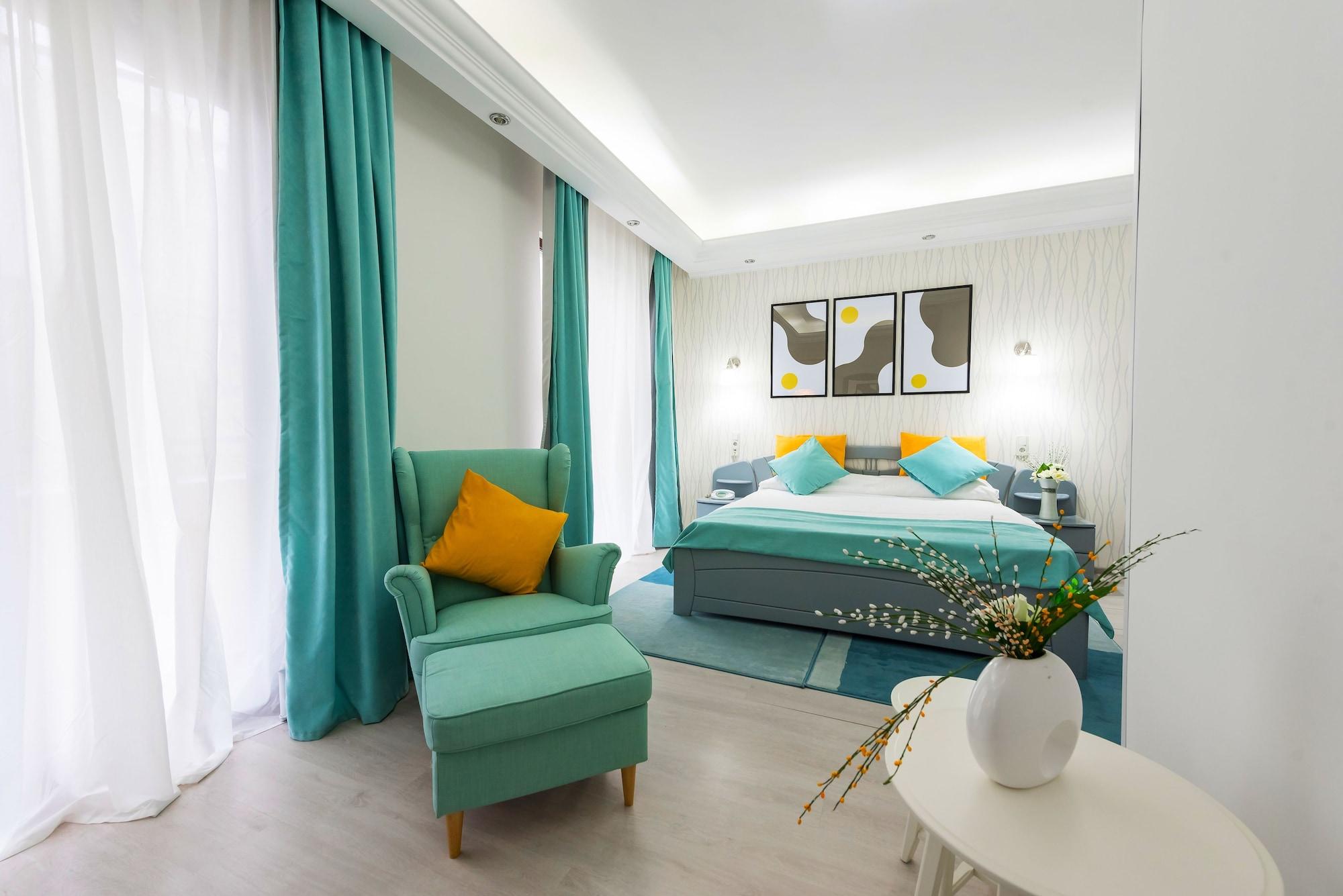 Relax Comfort Suites Hotel Bucharest Luaran gambar